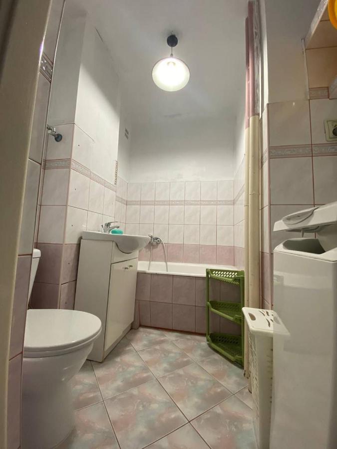 Apartrooms Near Rondo Onz Apartamento Varsóvia