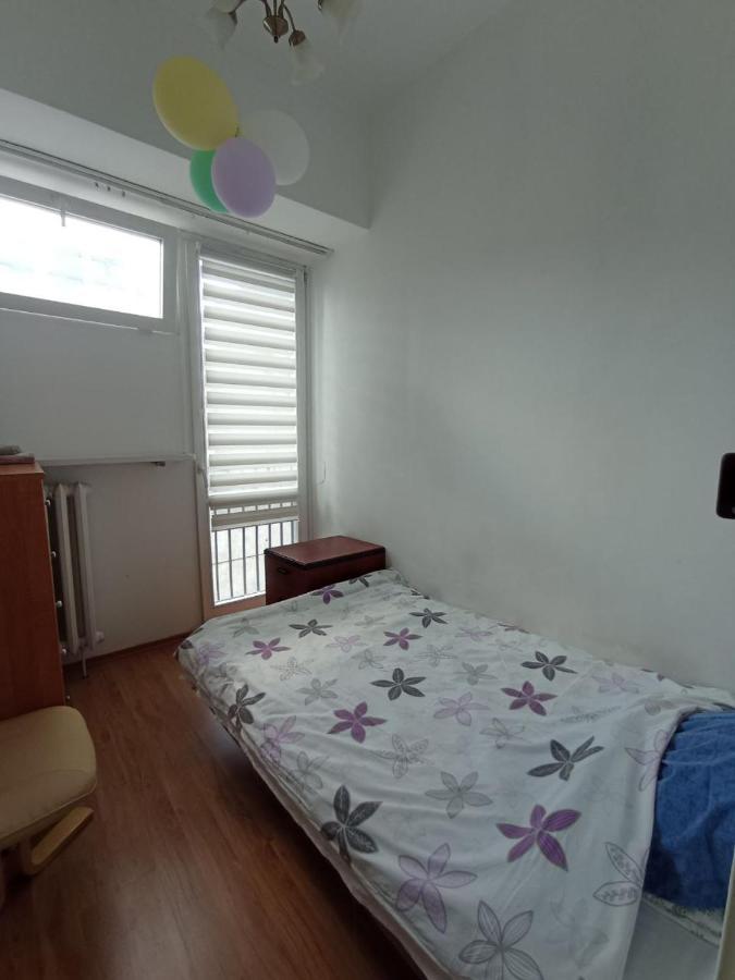 Apartrooms Near Rondo Onz
