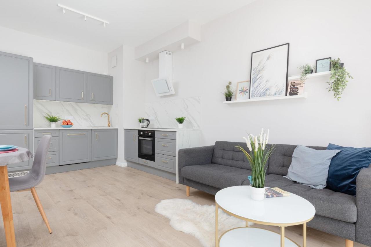 Modern With Balcony Mokotow Aignera By Renters *
