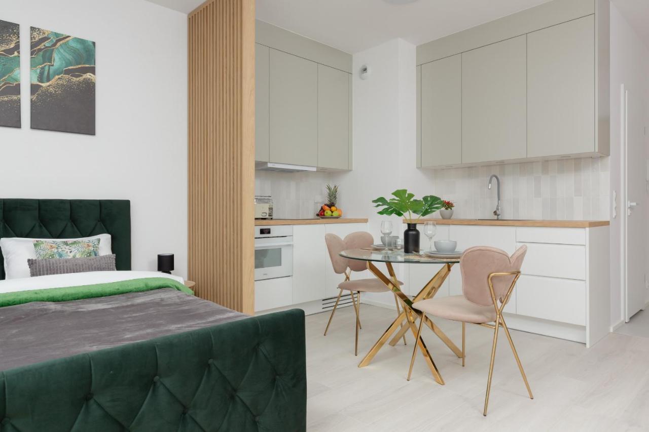 Apartment Cozy Zupnicza Soho Factory By Renters Warschau