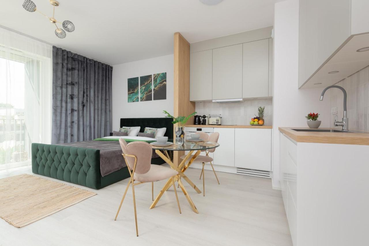Cozy Zupnicza Soho Factory By Renters * Warschau
