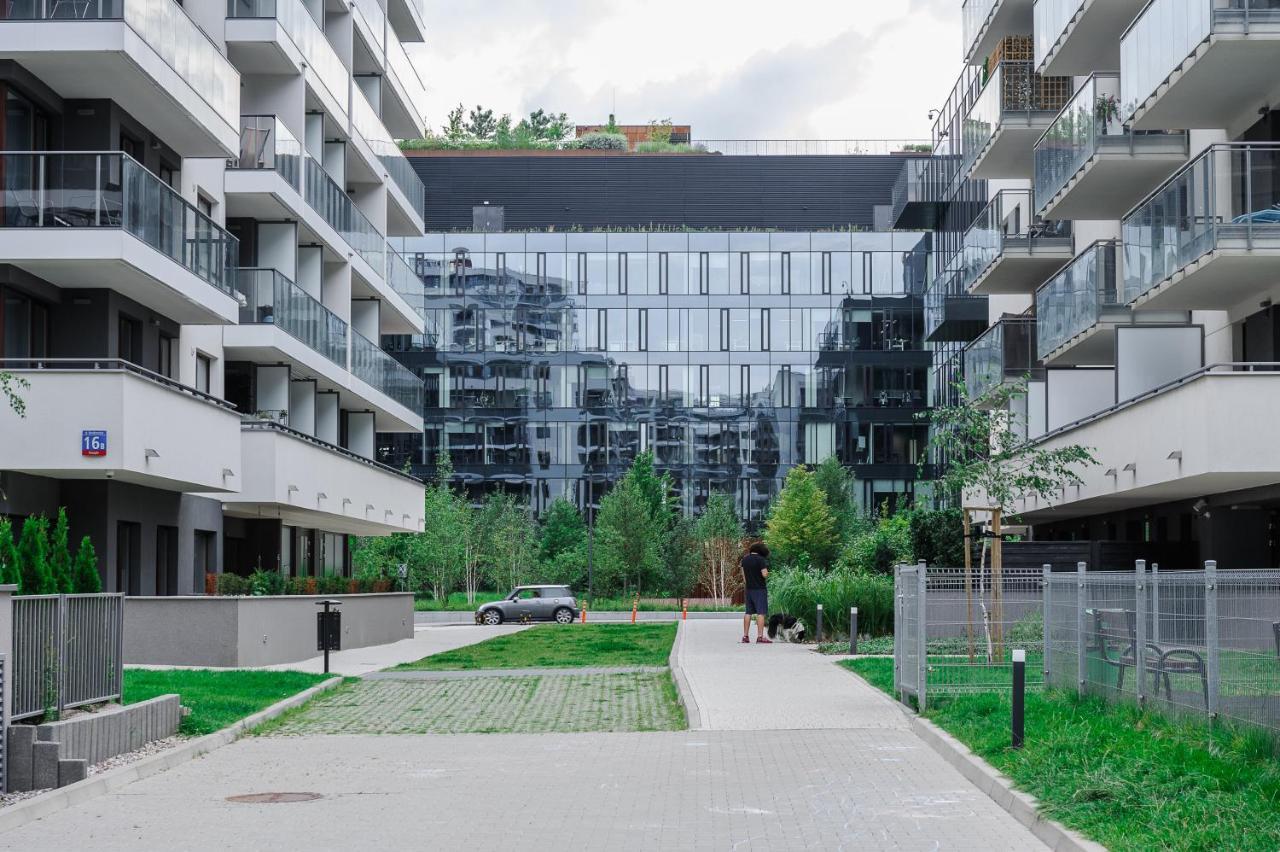 Stylish Near Arkadia Apartment *