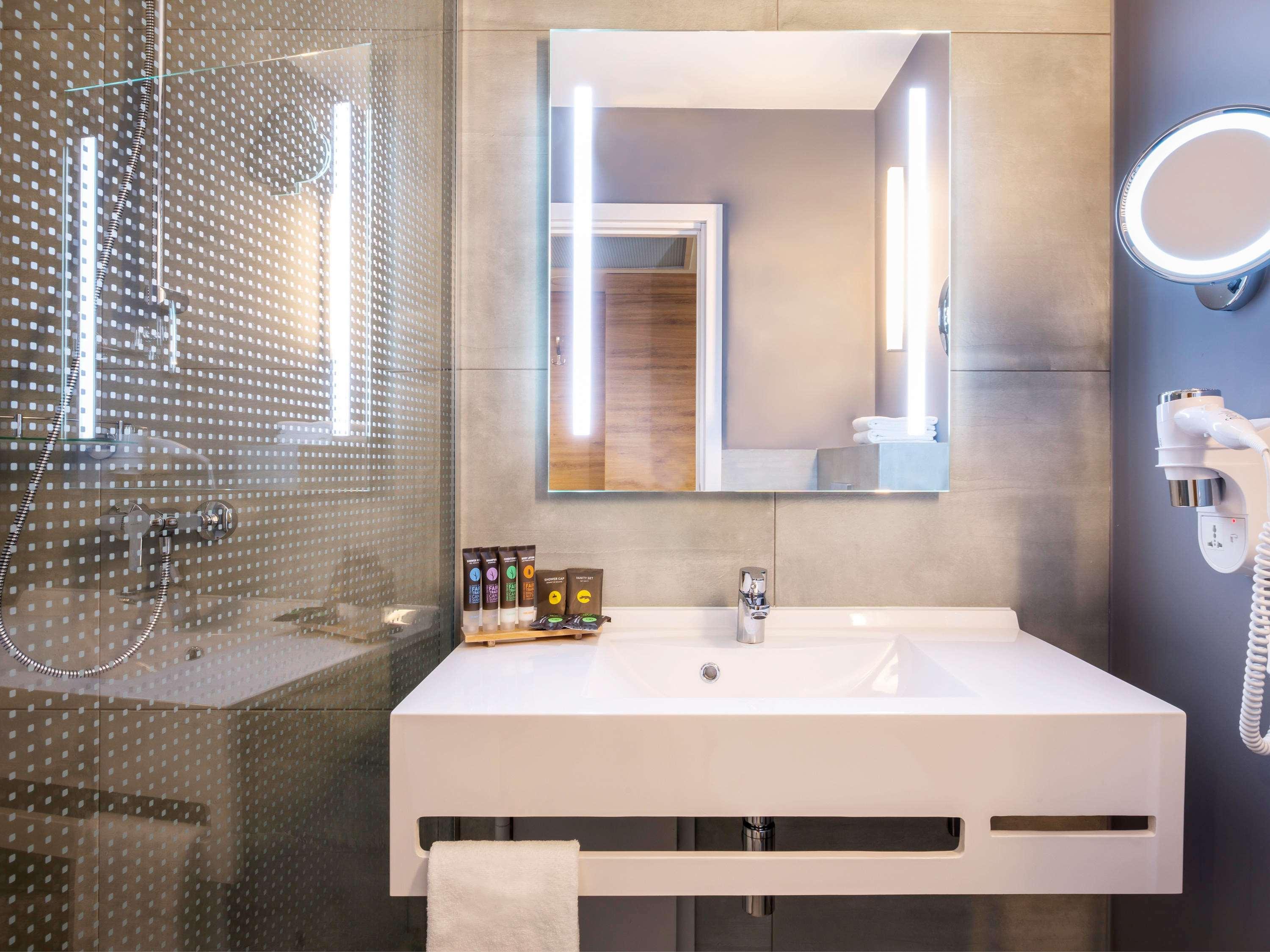 Novotel Airport Hotel