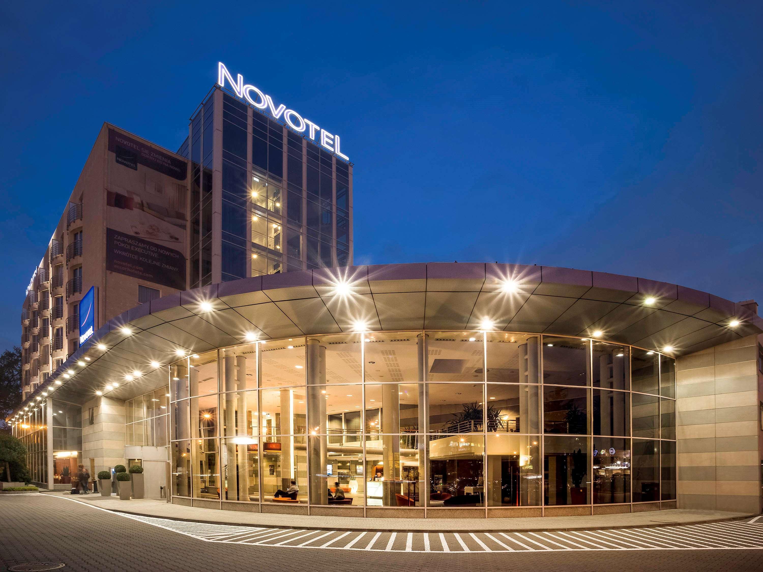 Hotel Novotel Airport 4*