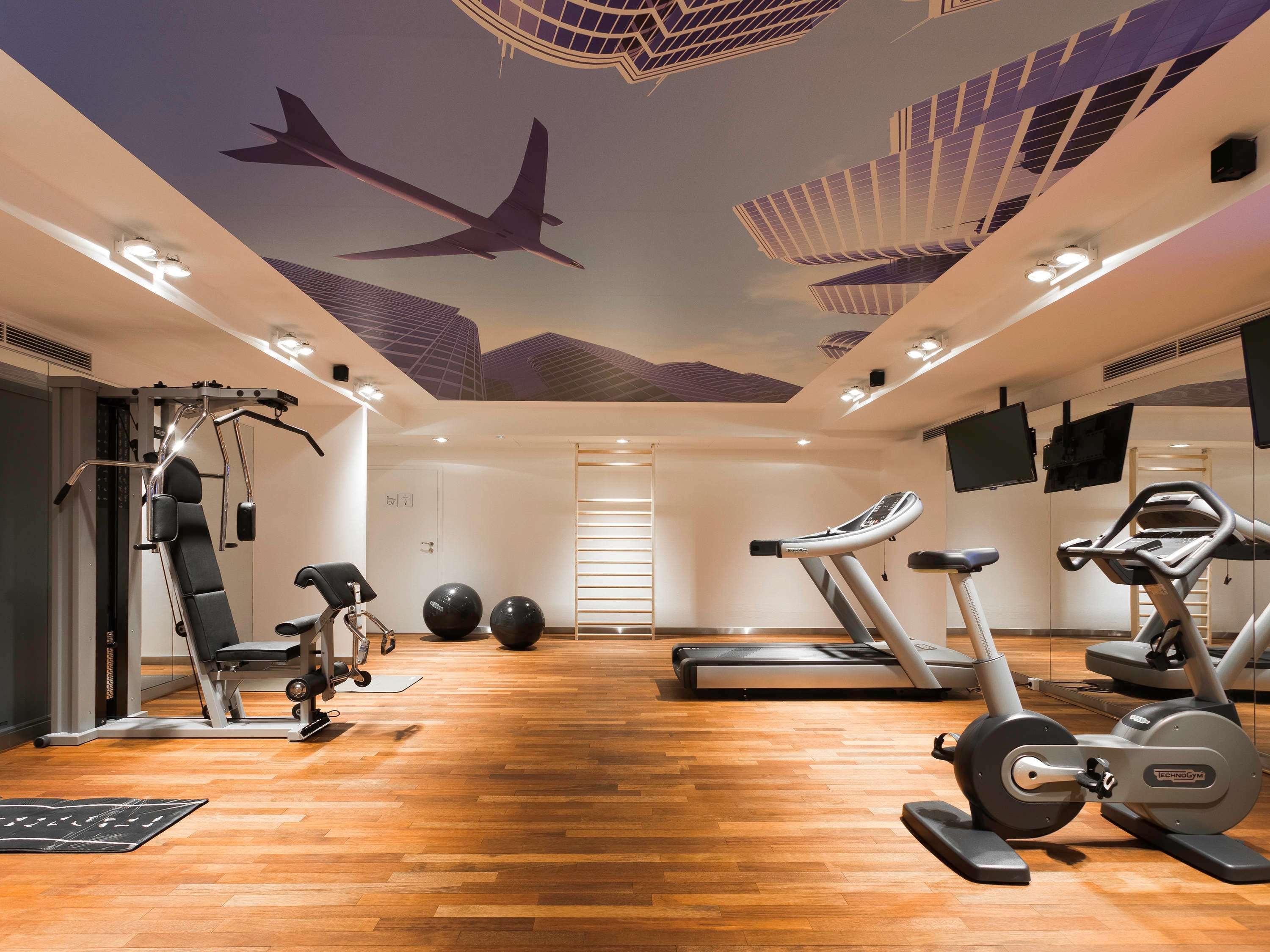 Novotel Airport Hotel