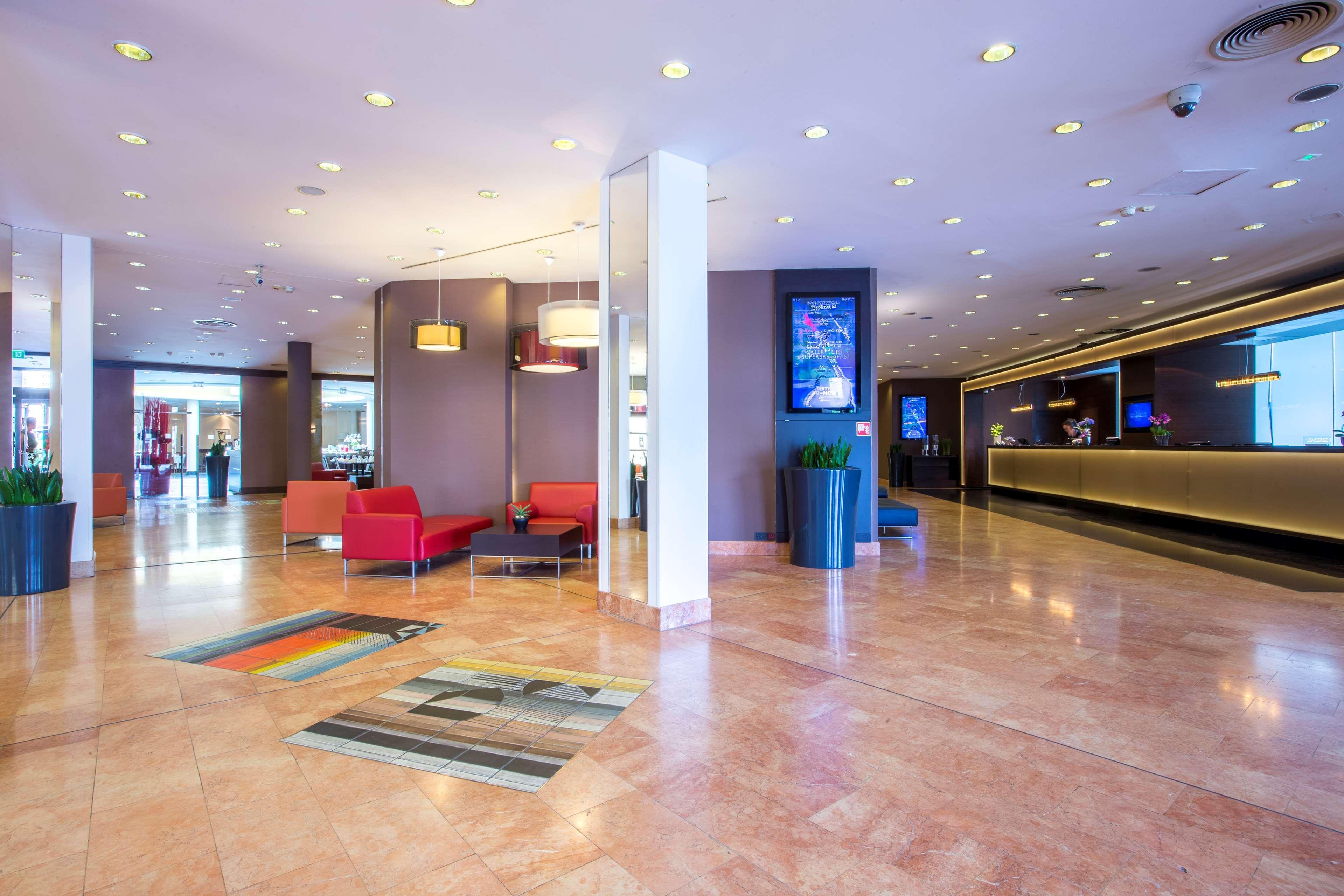 Khách sạn Radisson Blu Sobieski 4*