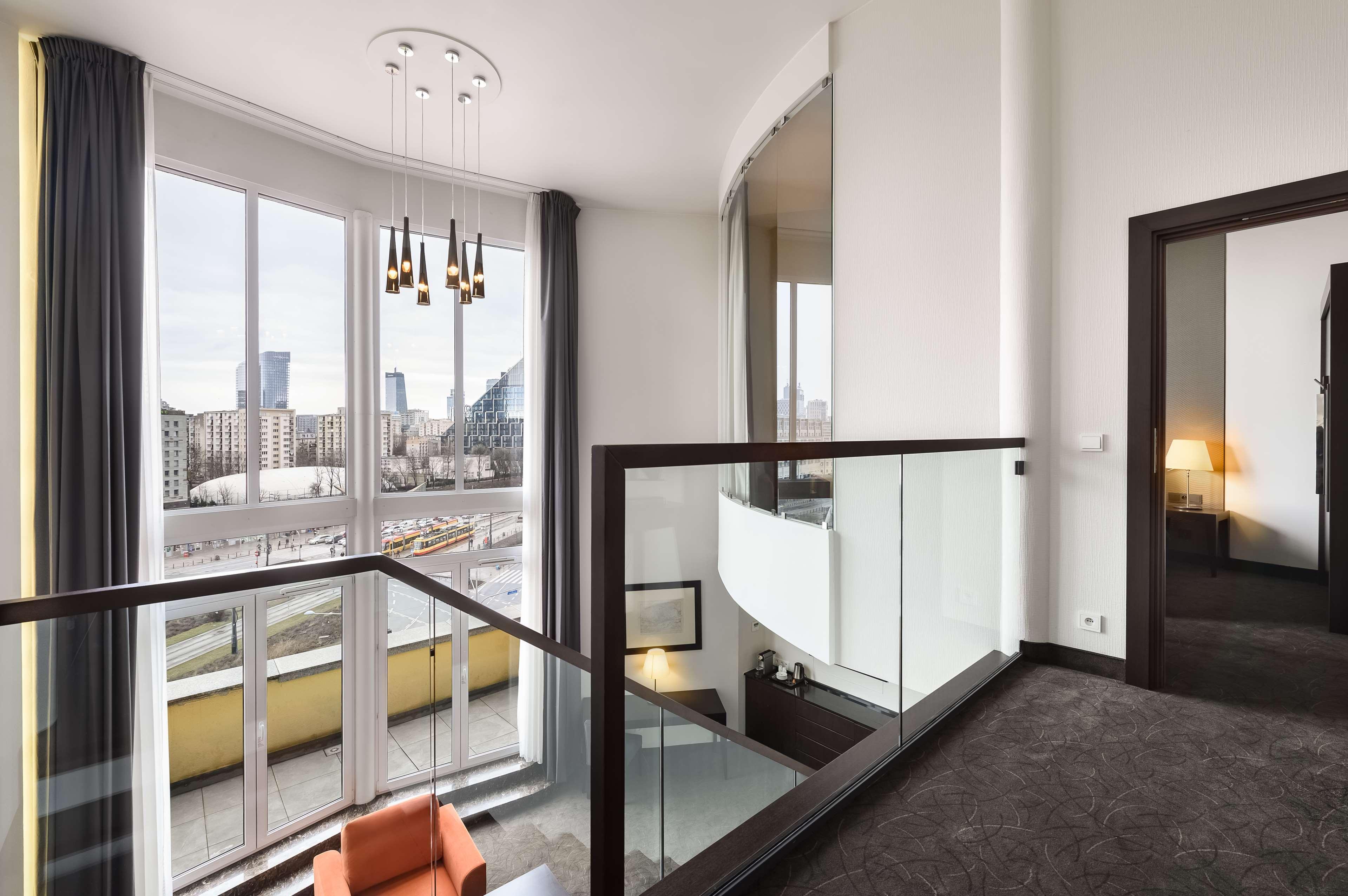 Radisson Blu Sobieski Khách sạn 4*