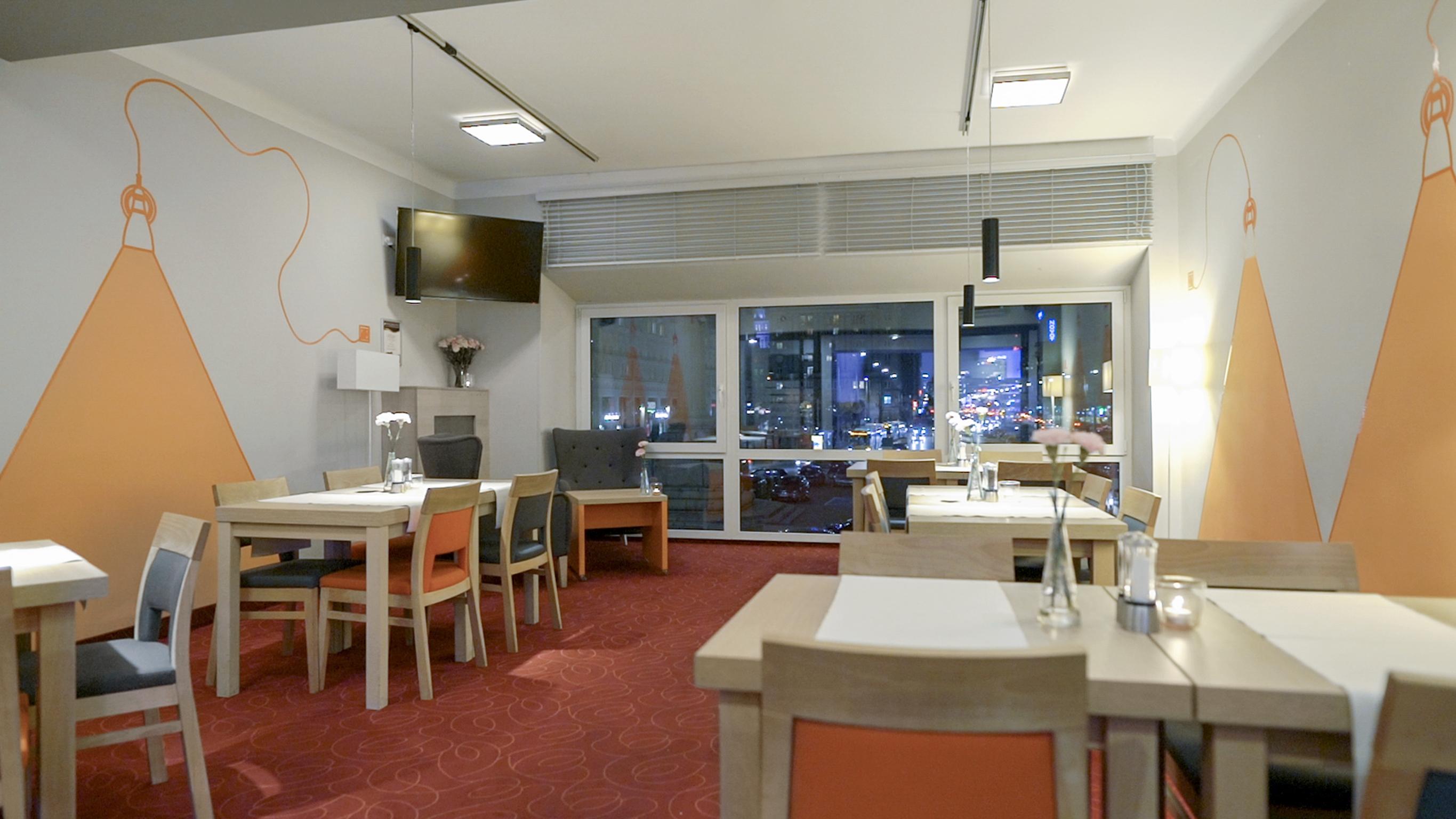 Mdm Centre Khách sạn 3*