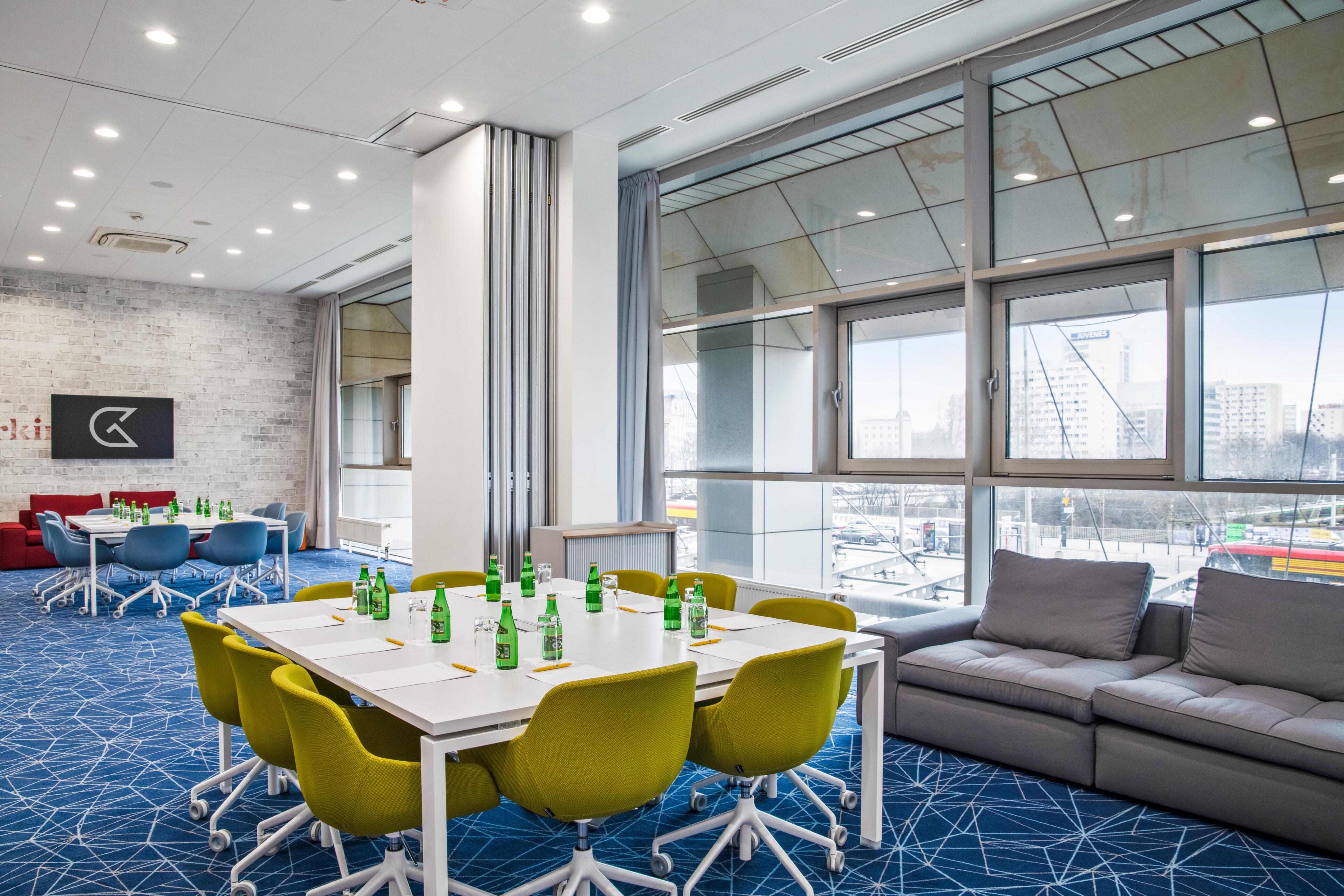 Golden Tulip Centrum 4*