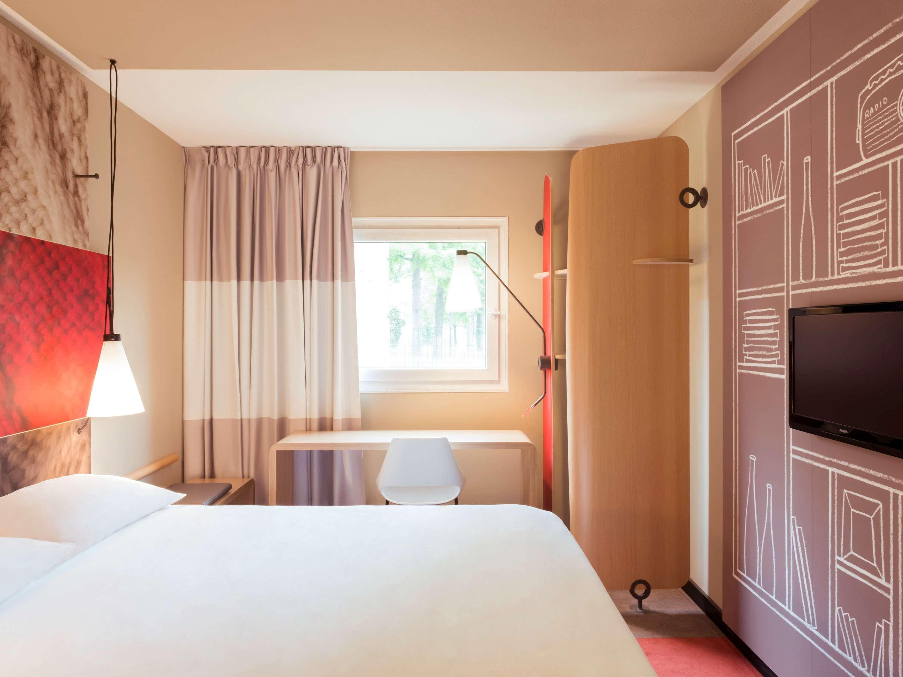 Hotel Ibis Ostrobramska Warsaw