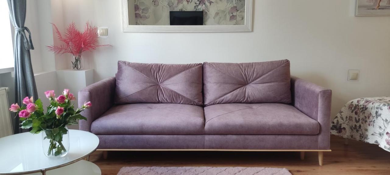 Be My Guest - Krucza Elegant - Rondo De Gaulle'a Center Of Metro Wi-fi Breakfast Apartment *