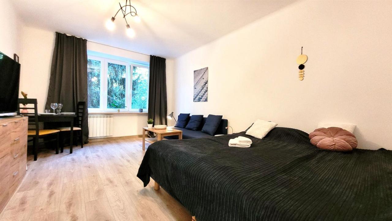 Great Life - Next To Metro Station Apartment Warsaw