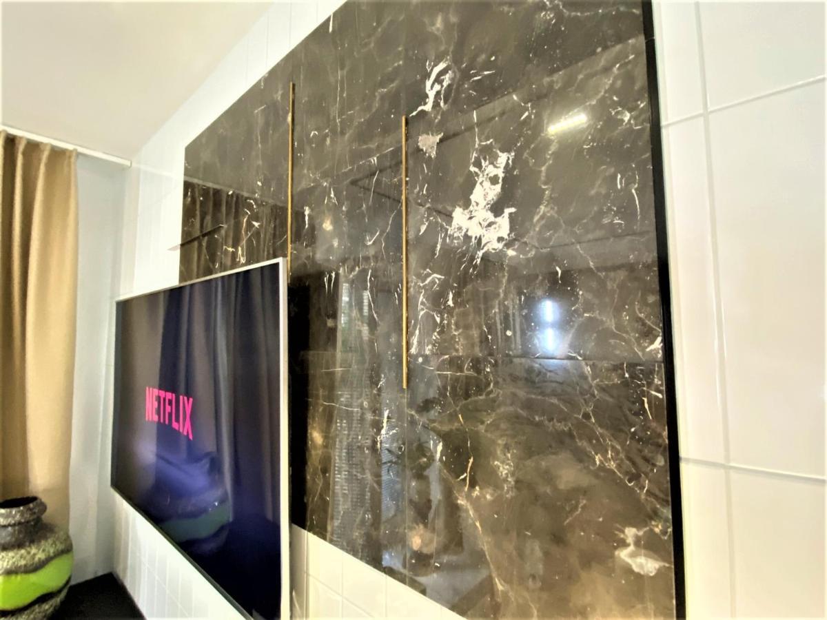 Design+luxus Im Zentrum! +netflix