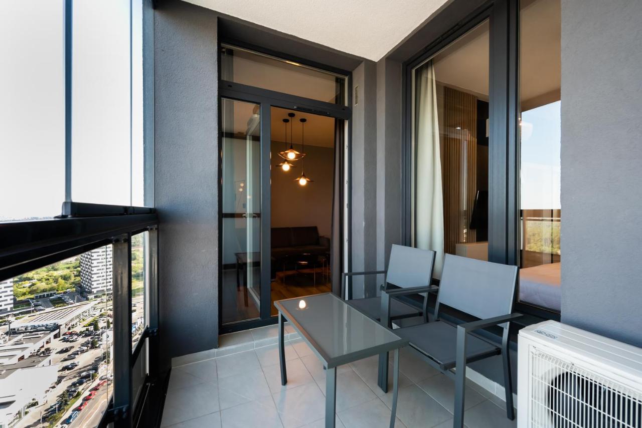 Apartment Praga 23rd Floor High-class *