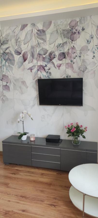 Be My Guest - Krucza Elegant - Rondo De Gaulle'a Center Of Metro Wi-fi Breakfast * Warschau