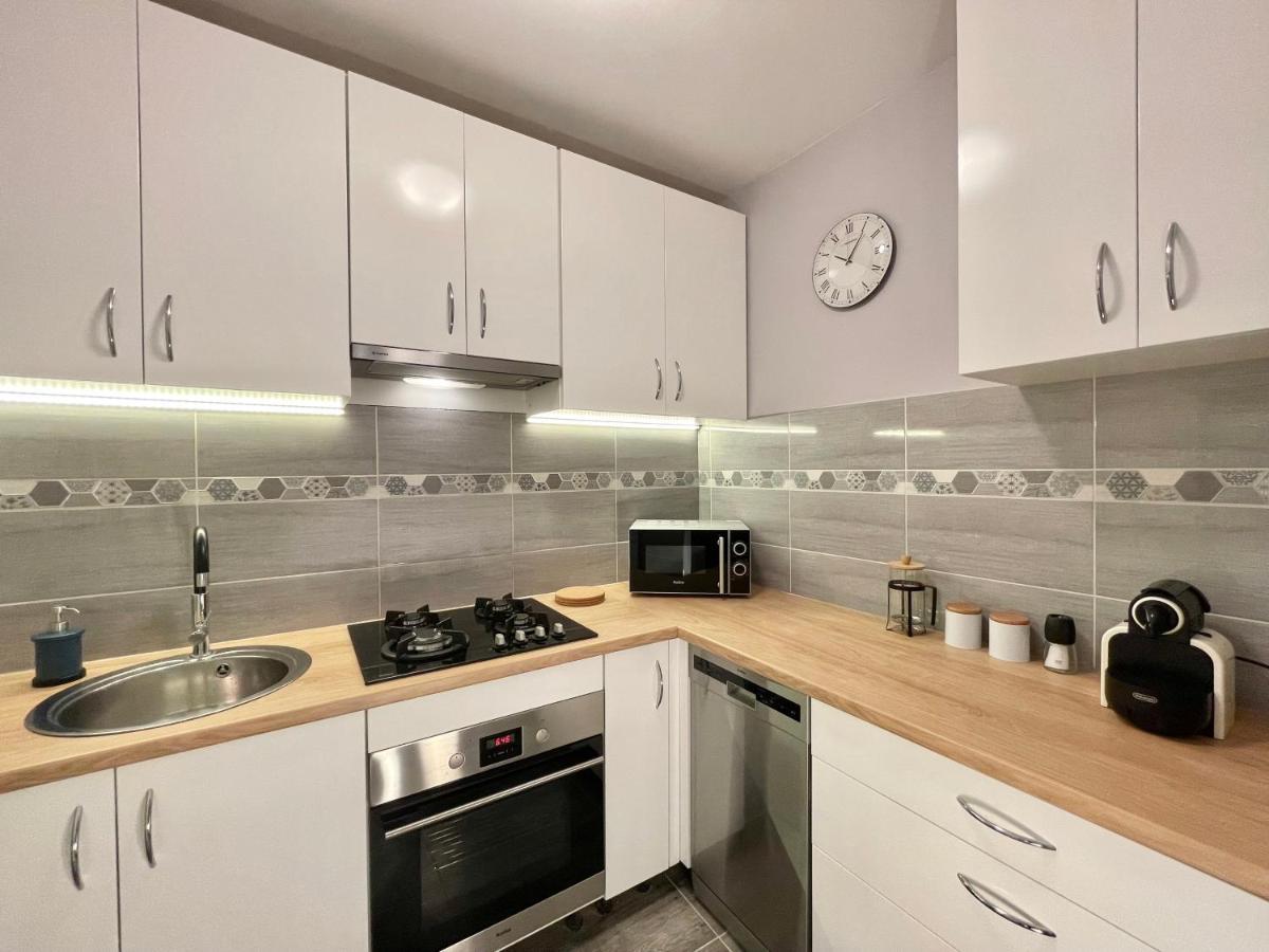 Przy Atrium, Stacja Metra Rondo Onz Apartment Warsaw