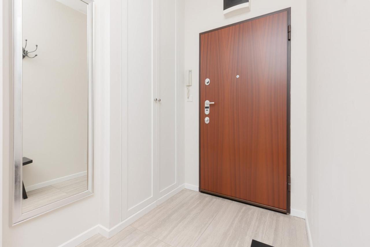 Apartment Quiet Park Edwarda Szymanskiego By Renters Warsaw