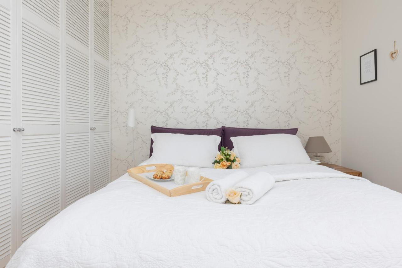 Quiet Park Edwarda Szymanskiego By Renters Apartment *