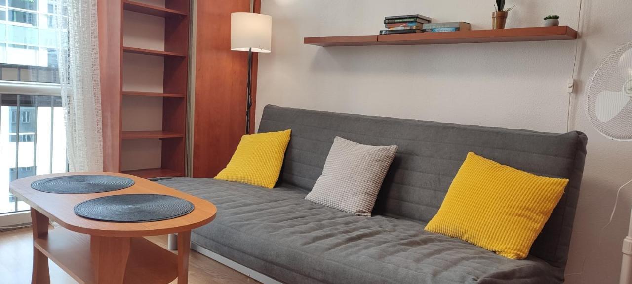 Apartment Centrum - Metro Rondo Onz Warsaw