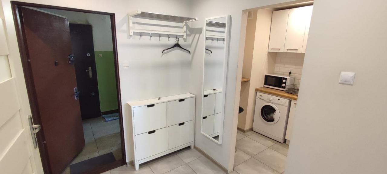 Centrum - Metro Rondo Onz Apartment Warsaw