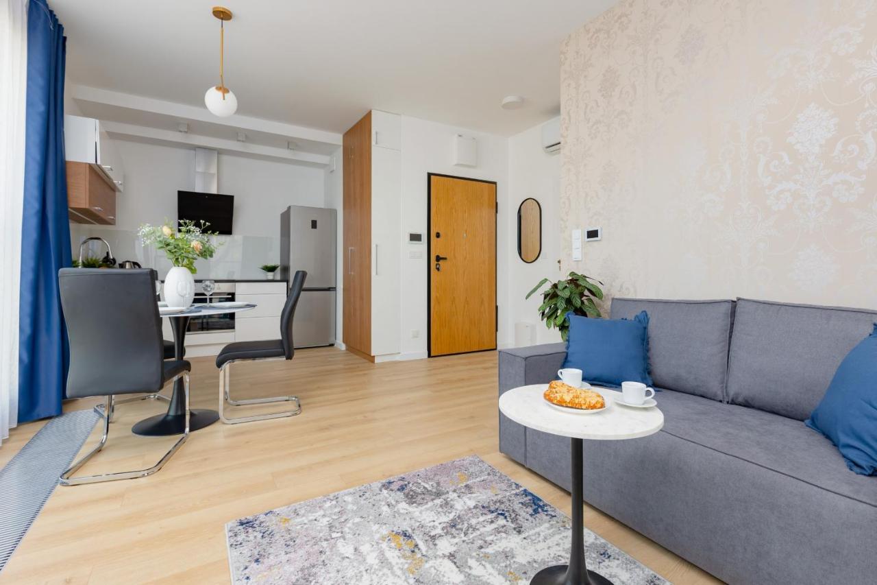 Apartamento Srodmiescie Bonifraterska By Renters Varsóvia