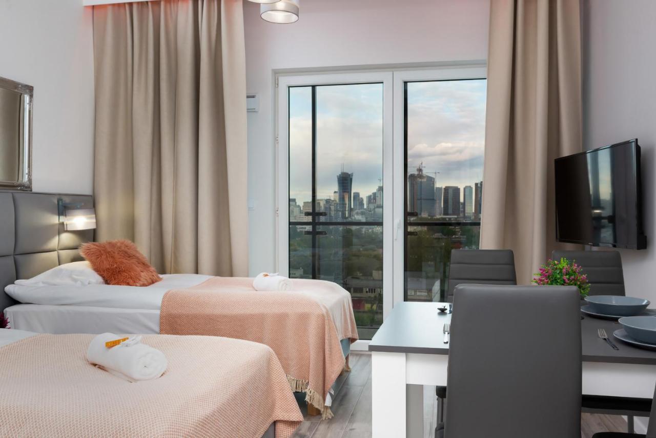 Apartment Prymasa Tysiaclecia Business Centre By Renters Warsaw