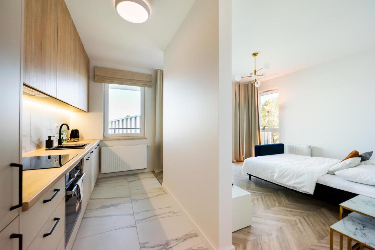 East Side Of 111 Apartment *
