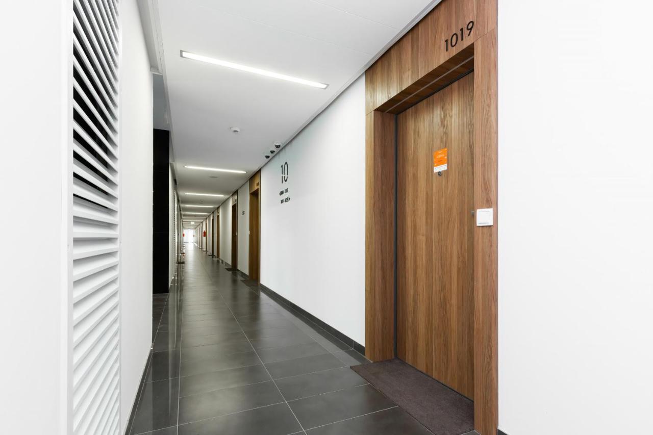 Apartment Prymasa Tysiaclecia Business Centre By Renters *