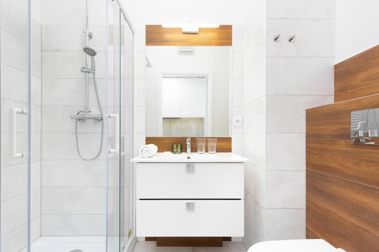 Prymasa Tysiaclecia Business Centre By Renters Apartment *