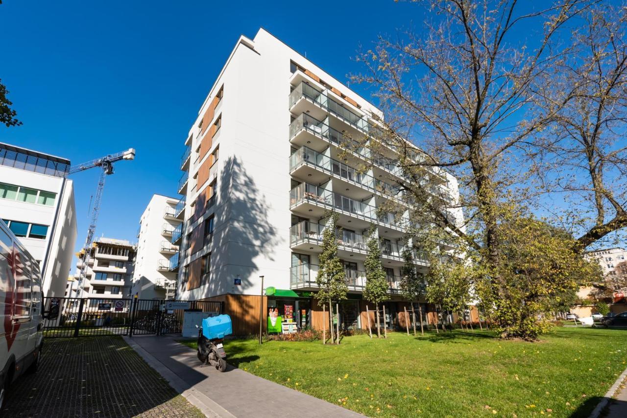 East Side Of 111 Apartment Warsaw