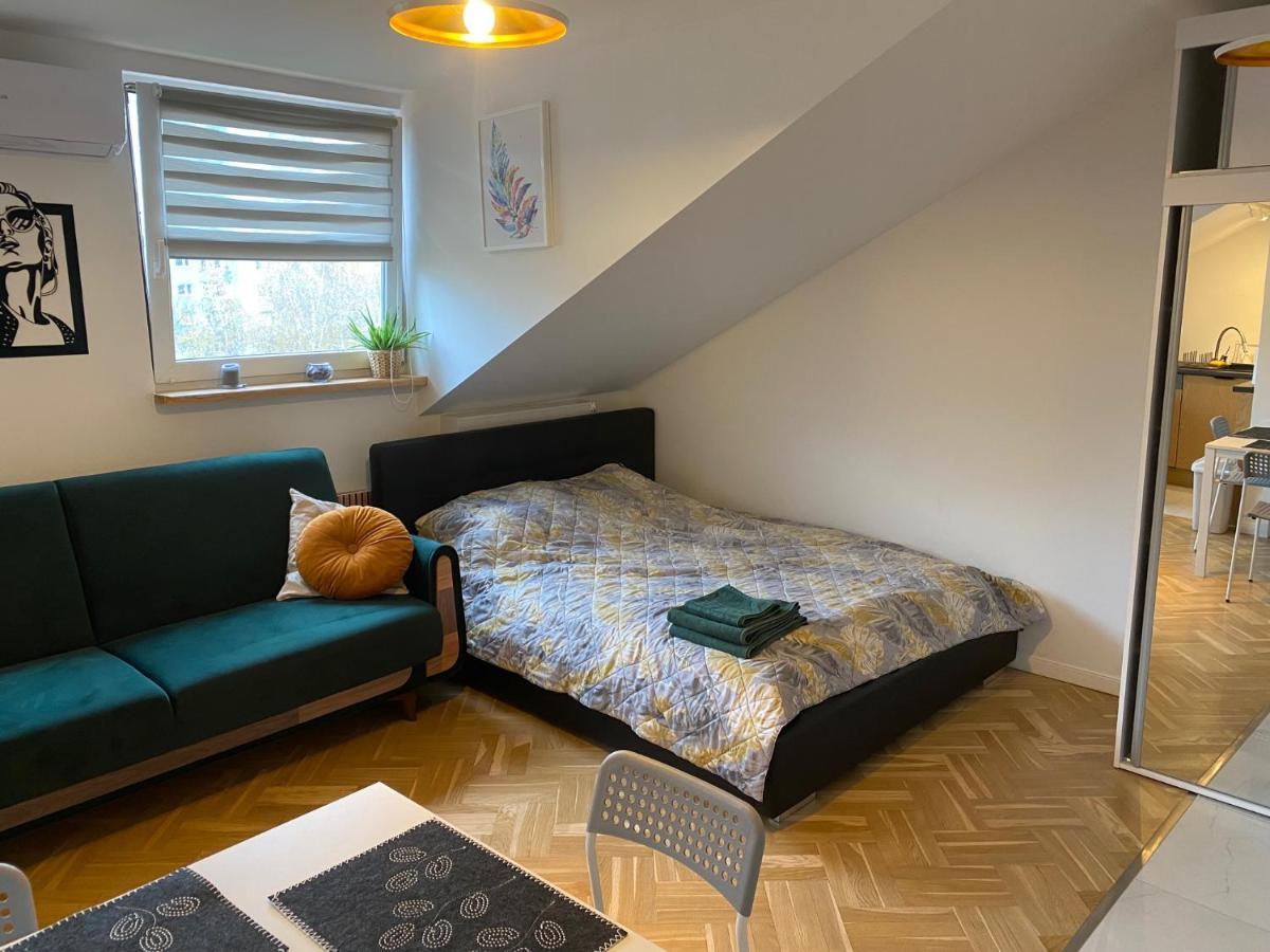 Apartment Kawalerka Premium A 29m2 - Po Remoncie - Nowa! Warsaw