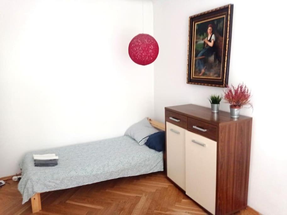 Old Praga Wi-fi 300mb Apartment Warsaw