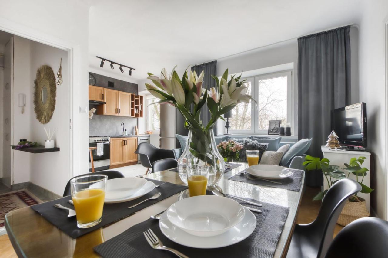 Parrot Dream Apartment Warsaw