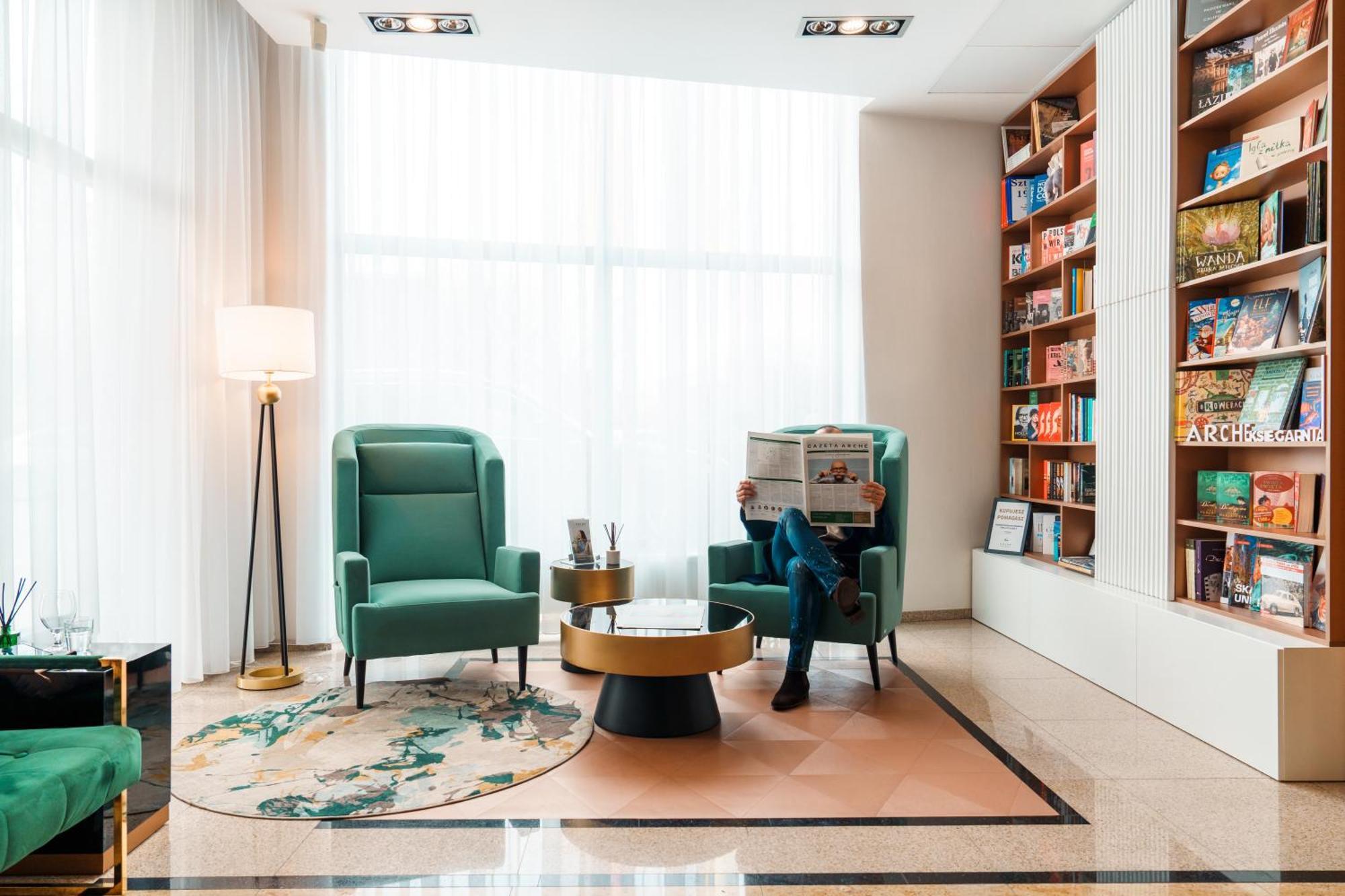 Arche Pulawska Warsaw