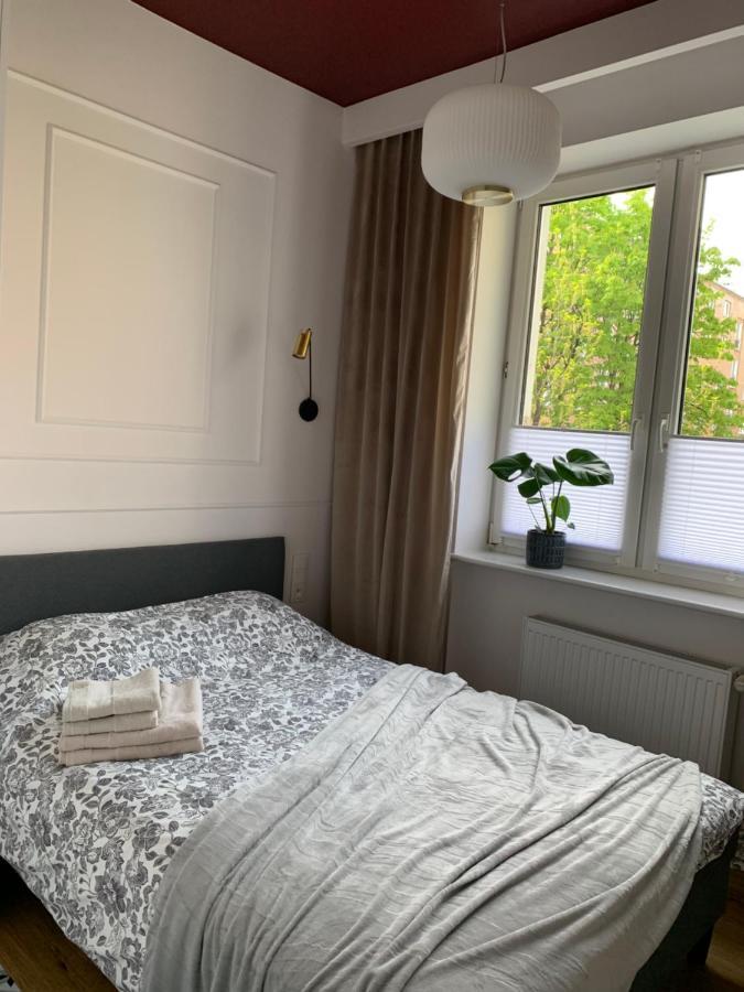 Centrum Marszalkowska 28 - Pl. Zbawiciela *