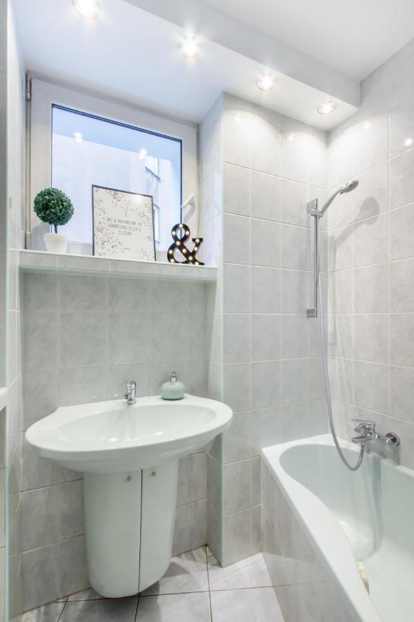 Pensjonat Clicktheflat żurawia Street Warszawa