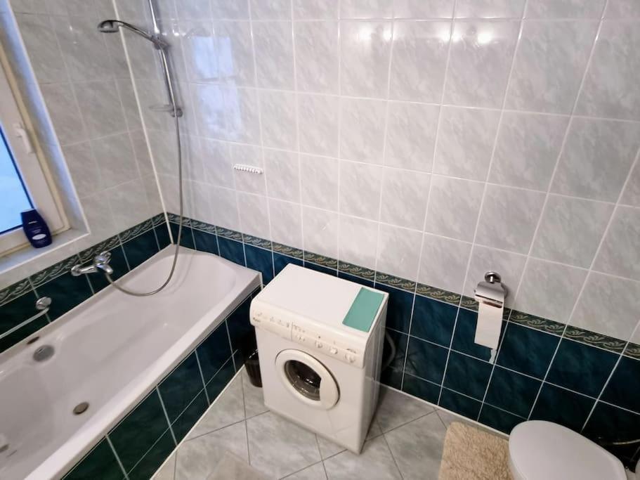 Apartment Apartament Verano - Przy Metro Bemowo Warsaw
