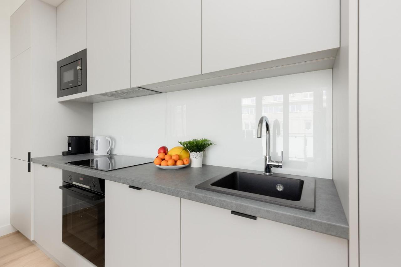 Srodmiescie Modern Krucza By Renters Prestige Apartment