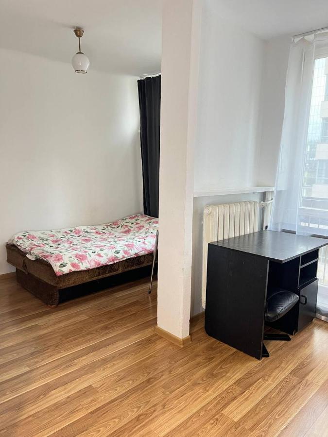 In Rondo Onz Dnf Apartment Warsaw