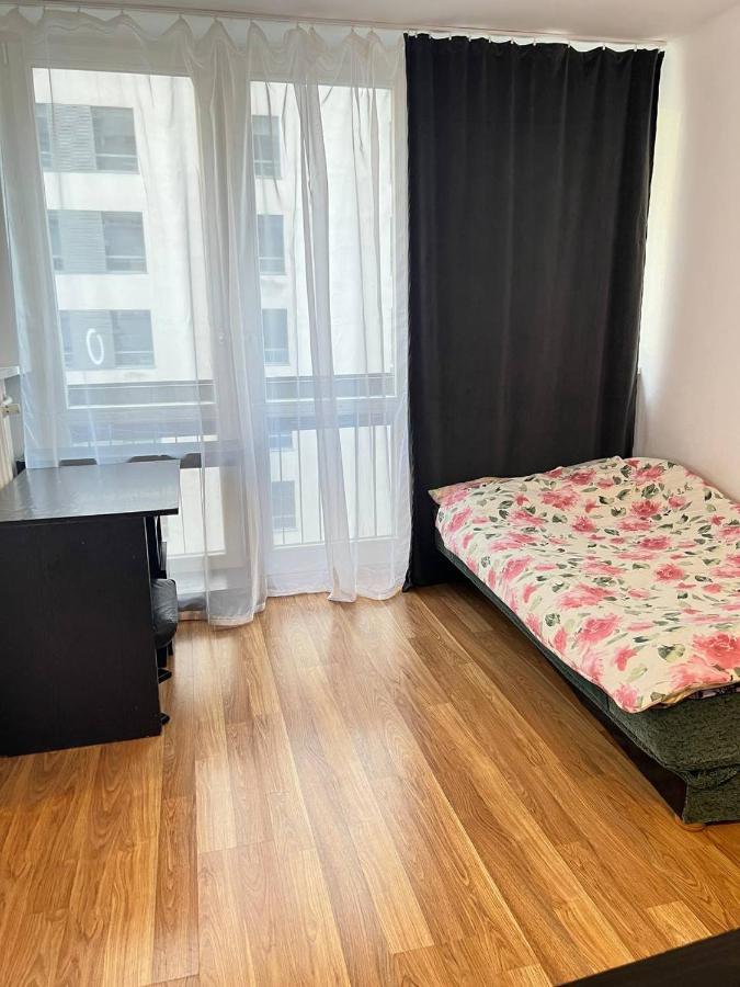 Apartment In Rondo Onz Dnf