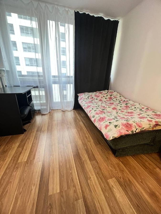 Apartment In Rondo Onz Dnf *
