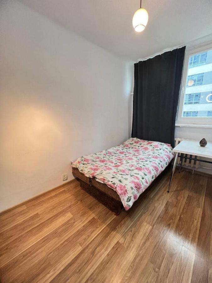 Apartment In Rondo Onz Dnf