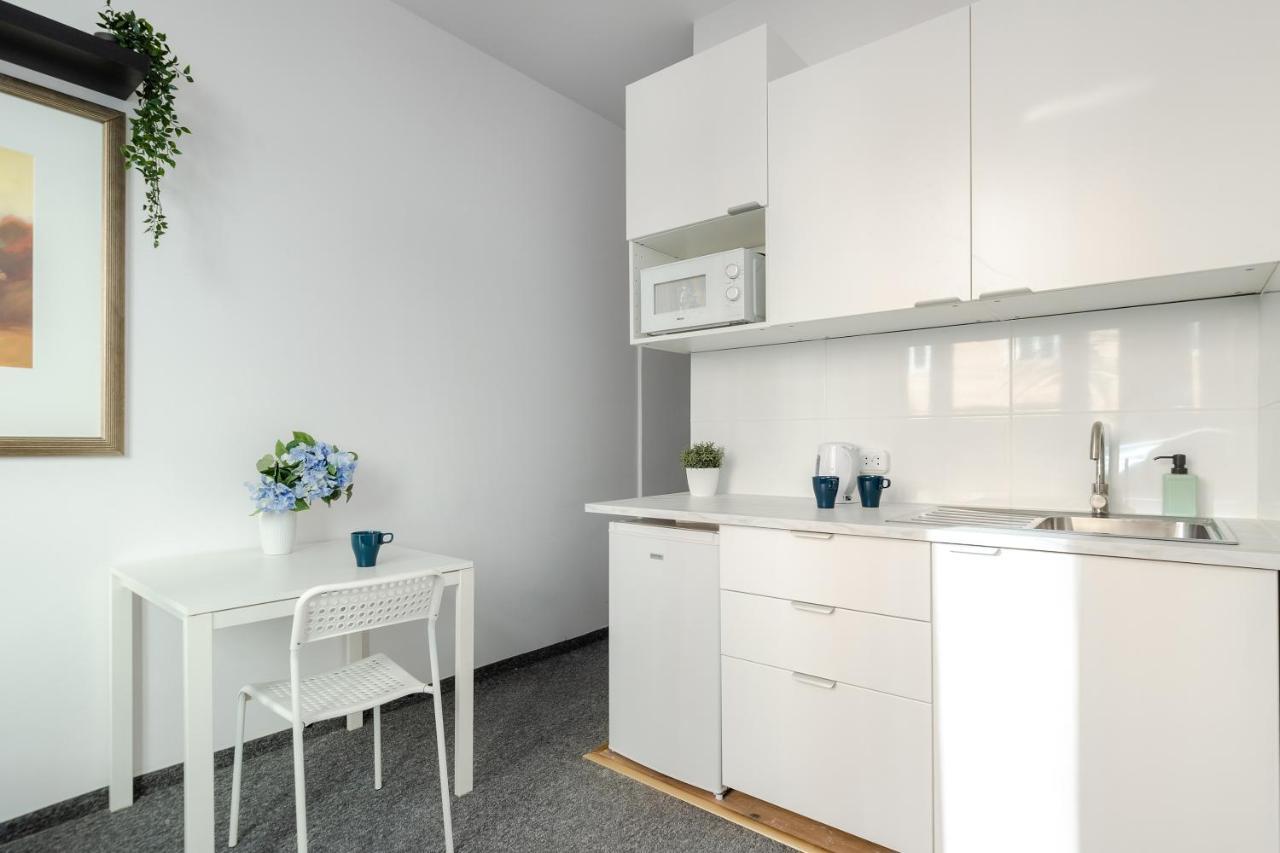 Ministudio W Solec50 By Metro Station Centrum Kopernika Elektrownia Powisle 23 Unit