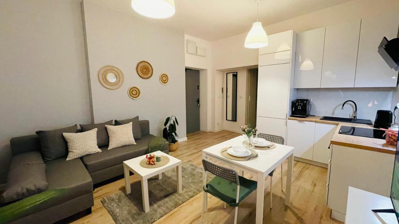 Jm Millennium Kaweczynska 37 Apartamento