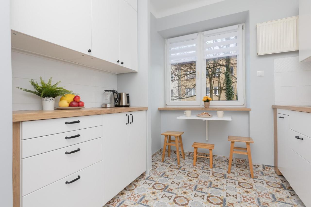 Biale Aleje Mokotow Metro By Renters Apartment Warsaw