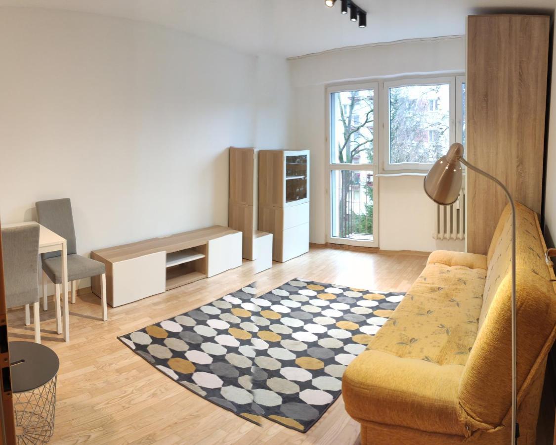 Baley Apartment *