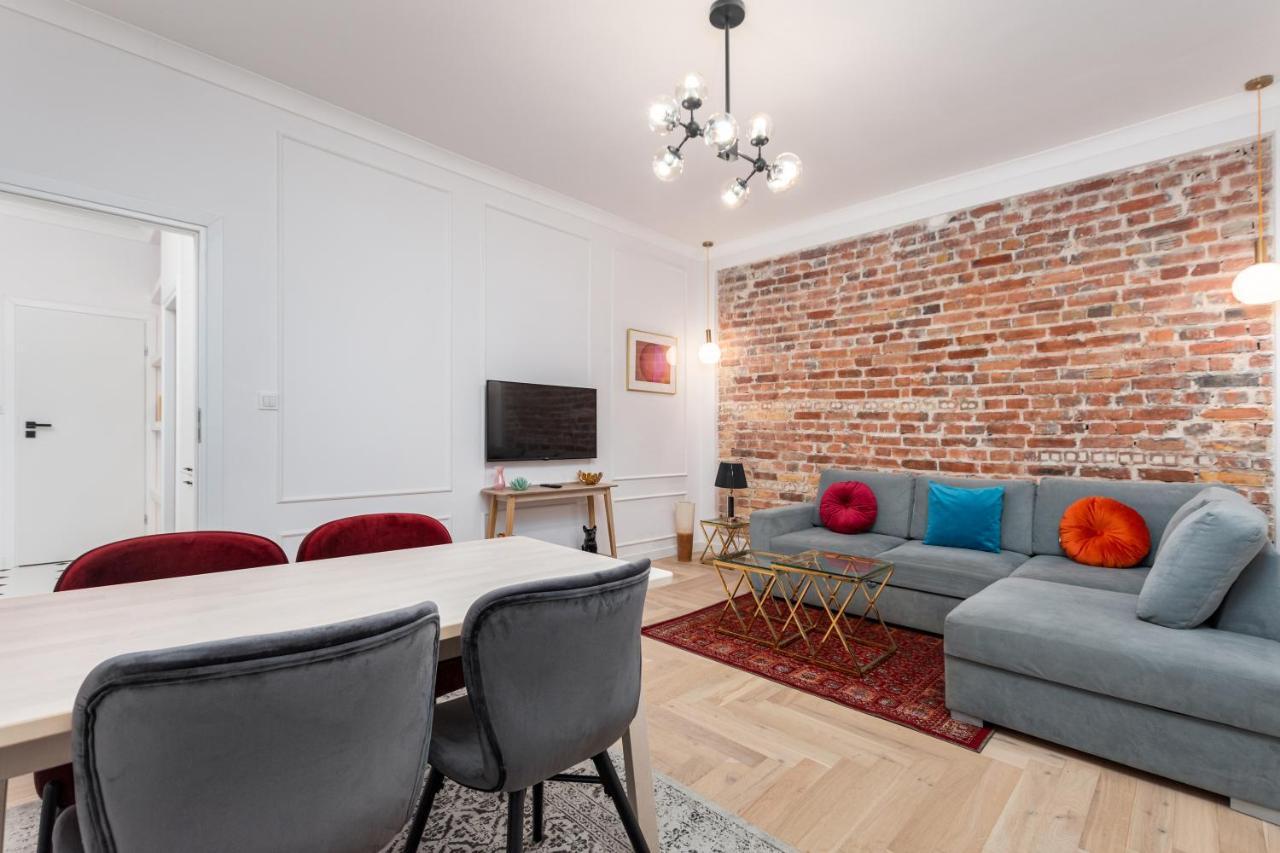 Warynskiego By Your Freedom Apartment