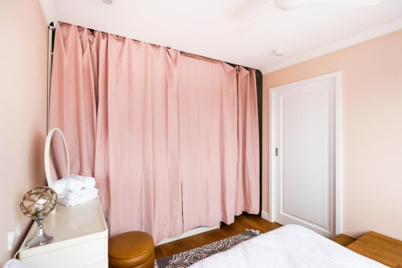 Apartment Solec Colourful Vistula Warsaw