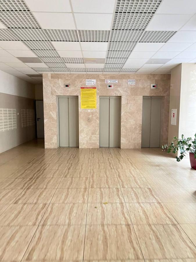 Apartrooms Near Rondo Onz Căn hộ Warsaw