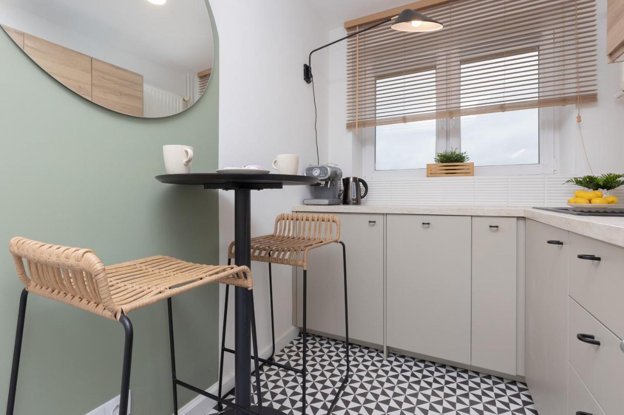 Business Wola Plocka By Renters Apartment *